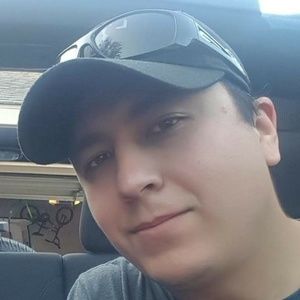 Meet your Posher, Dennis